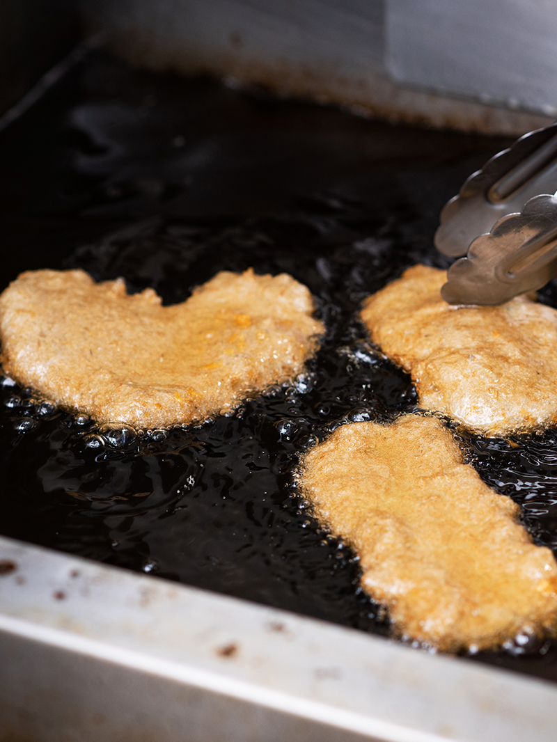 揚げたてハート型じゃこ天